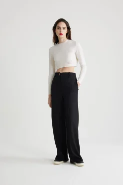 Iconic long trousers in virgin wool