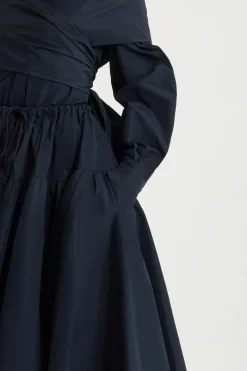 Long volume skirt in recycled faille