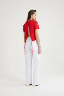 Open back t-shirt in organic cotton