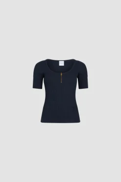 Scoop neck t-shirt in ribbed organic cotton blend