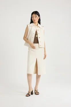 Sleeveless jacket in cotton denim