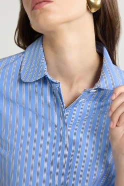 Tailored shirt in printed organic cotton poplin